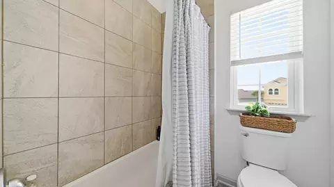 Bath - 130 Saint Barts Ave, Saint Augustine, FL 32080 photo 6 of 6