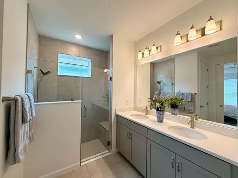 Bath - 38 Amberwood Dr, Saint Augustine, FL 32092 photo 1 of 4