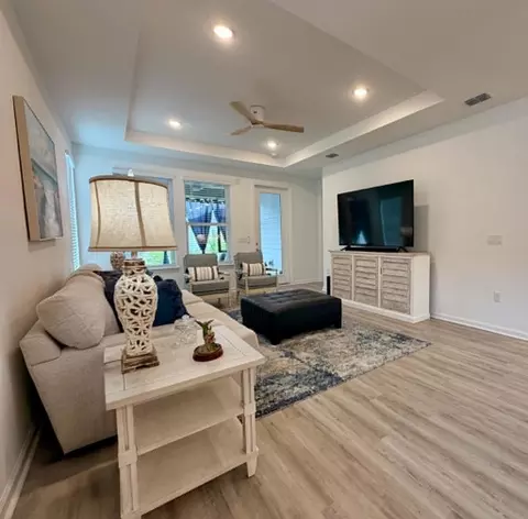 Living - 38 Amberwood Dr, Saint Augustine, FL 32092 photo 3 of 4