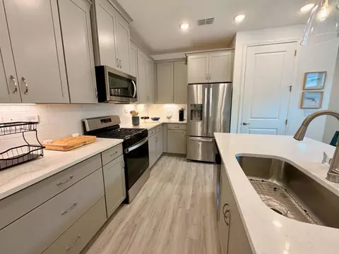 Kitchen - 38 Amberwood Dr, Saint Augustine, FL 32092 photo 6 of 6