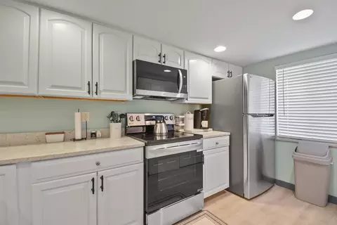 Kitchen - 8130 A1a S UNIT D-2, Saint Augustine, FL 32080 photo 2 of 2