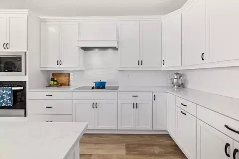 Kitchen - 50 Sandy Palm Trl, Saint Augustine, FL 32086 photo 3 of 5