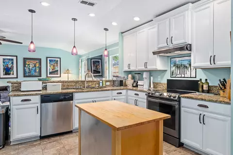 Kitchen - 141 Grafft Ln, Saint Augustine, FL 32084 photo 4 of 6