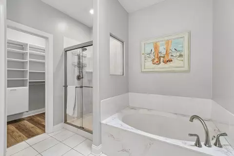 Bath - 123 Sunset Cir S, Saint Augustine, FL 32080 photo 4 of 10