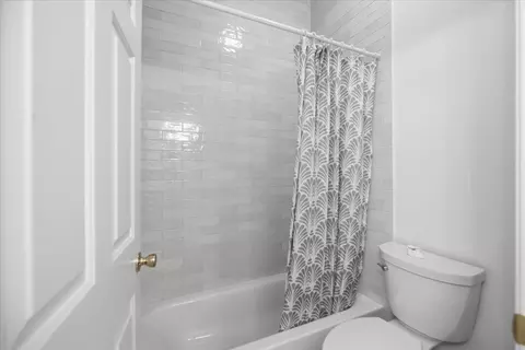 Bath - 116 Moultrie Crossing Ln, Saint Augustine, FL 32086 photo 4 of 4