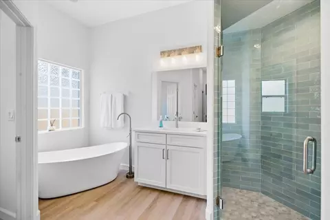 Bath - 116 Moultrie Crossing Ln, Saint Augustine, FL 32086 photo 2 of 4