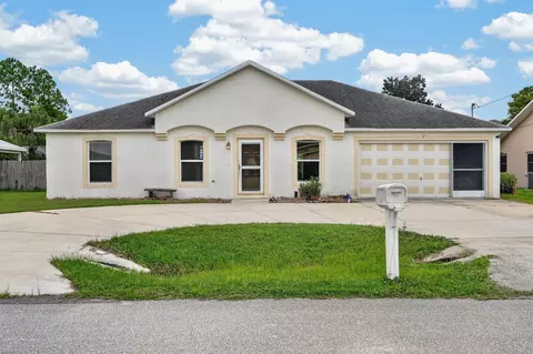 6 Brownstone Ln, Palm Coast, FL 32137