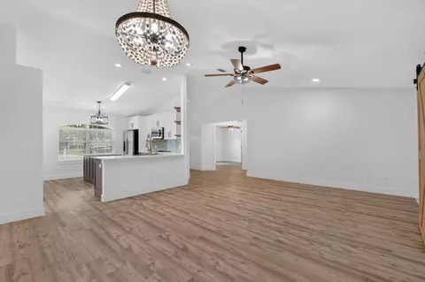 Living - 250 Segovia Rd, Saint Augustine, FL 32086 photo 2 of 5