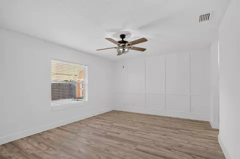 Living - 250 Segovia Rd, Saint Augustine, FL 32086 photo 4 of 5
