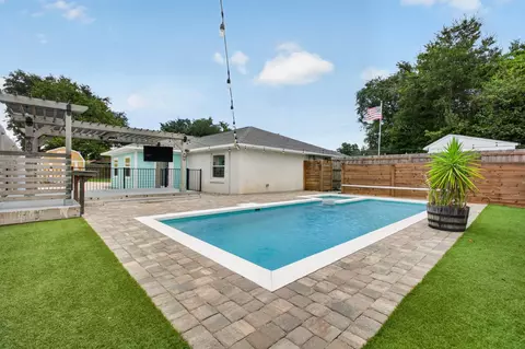 Exterior - 250 Segovia Rd, Saint Augustine, FL 32086 photo 15 of 18