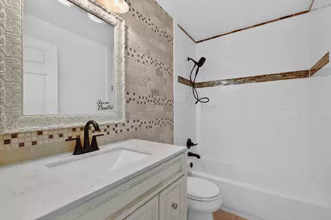 Bath - 250 Segovia Rd, Saint Augustine, FL 32086 photo 4 of 4