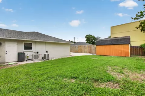 Exterior - 250 Segovia Rd, Saint Augustine, FL 32086 photo 9 of 18