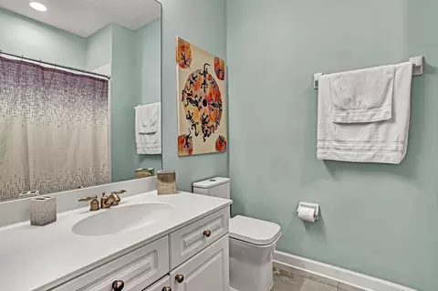 Bath - 220 Paseo Terraza #401, Saint Augustine, FL 32095 photo 5 of 5