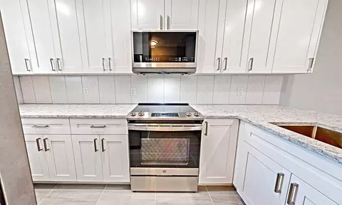 Kitchen - 650 W Pope Rd UNIT 244, Saint Augustine, FL 32080 photo 1 of 5