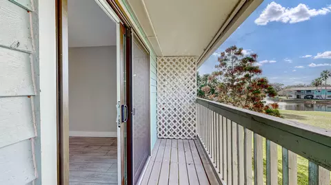 Exterior - 650 W Pope Rd UNIT 244, Saint Augustine, FL 32080 photo 5 of 11