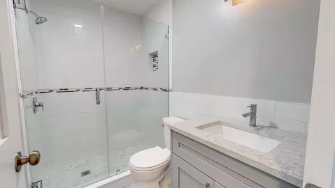 Bath - 650 W Pope Rd UNIT 244, Saint Augustine, FL 32080 photo 2 of 4