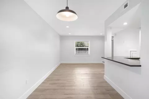 Living - 112 E St, Saint Augustine, FL 32080 photo 4 of 7