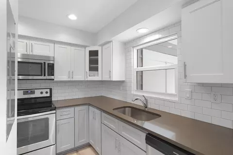 Kitchen - 112 E St, Saint Augustine, FL 32080 photo 7 of 9