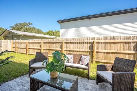 Exterior - 804 W 9th St, Saint Augustine, FL 32084 photo 3 of 7