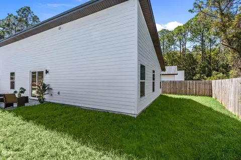 Exterior - 804 W 9th St, Saint Augustine, FL 32084 photo 5 of 7