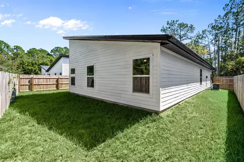 Exterior - 804 W 9th St, Saint Augustine, FL 32084 photo 7 of 7