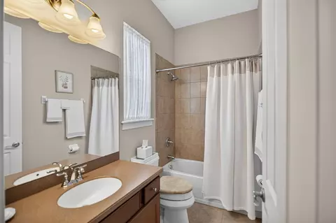 Bath - 533 Christina Dr, Saint Augustine, FL 32086 photo 2 of 5