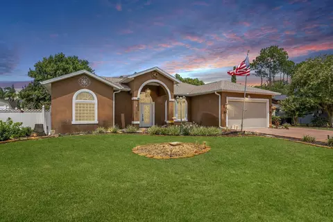 52 Buttonworth Dr, Palm Coast, FL 32137