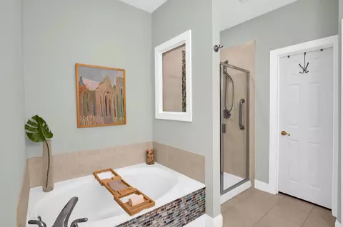 Bath - 176 N Sunset Cir, Saint Augustine, FL 32080 photo 3 of 5