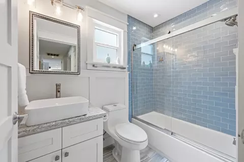 Bath - 80 Aloha Cir, Saint Augustine, FL 32080 photo 4 of 5