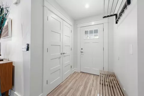 Entry Way - 80 Aloha Cir, Saint Augustine, FL 32080 photo 1 of 2