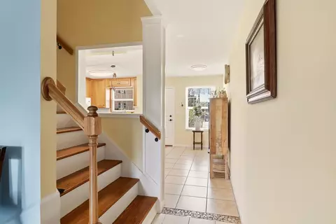 Entry Way - 22 Comares Ave #1A, Saint Augustine, FL 32080 photo 3 of 4
