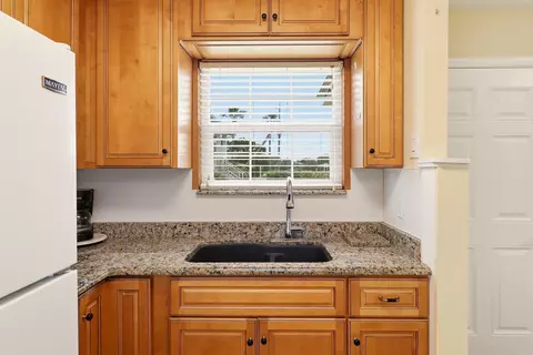 Kitchen - 22 Comares Ave #1A, Saint Augustine, FL 32080 photo 3 of 4