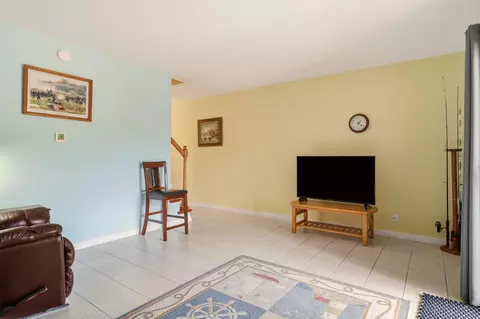 Living - 22 Comares Ave #1A, Saint Augustine, FL 32080 photo 3 of 4