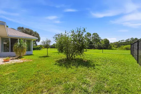 Exterior - 335 Graciela Cir, Saint Augustine, FL 32086 photo 11 of 14