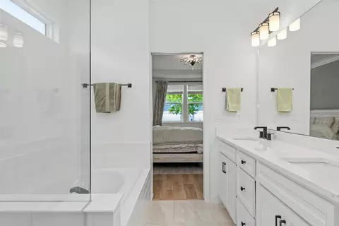 Bath - 140 Shell Creek Ct, Saint Augustine, FL 32086 photo 6 of 9