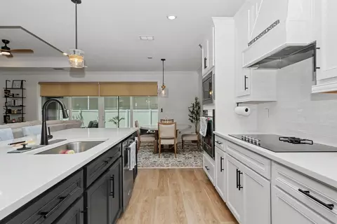 Kitchen - 140 Shell Creek Ct, Saint Augustine, FL 32086 photo 2 of 5