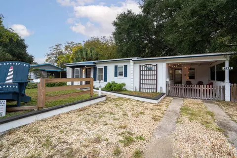 Exterior - 1075 Anastasia Blvd, Saint Augustine, FL 32080 photo 1 of 3