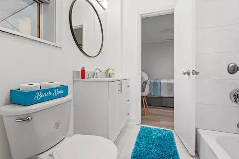 Bath - 1075 Anastasia Blvd, Saint Augustine, FL 32080 photo 4 of 4