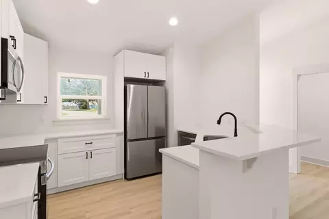 Kitchen - 408 St Augustine South Dr, Saint Augustine, FL 32086 photo 2 of 4