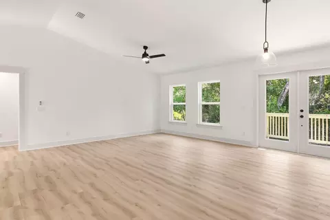 Living - 408 St Augustine South Dr, Saint Augustine, FL 32086 photo 4 of 4
