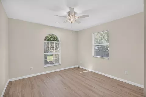 Bedroom - 6320 Pine Cir S, Saint Augustine, FL 32095 photo 5 of 6