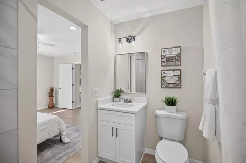 Bath - 6320 Pine Cir S, Saint Augustine, FL 32095 photo 2 of 4