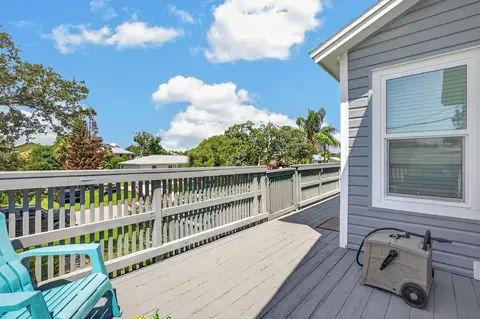 Exterior - 5466 4th St, Saint Augustine, FL 32080 photo 5 of 20