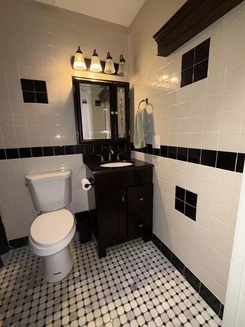 Bath - 540 Gentian Rd, Saint Augustine, FL 32086 photo 1 of 2