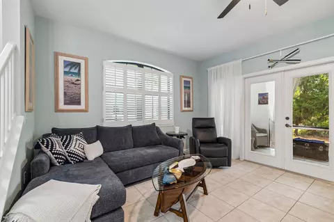 Living - 3111 Haley Pointe Rd, Saint Augustine, FL 32084 photo 1 of 5