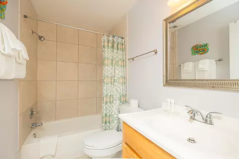 Bath - 23 Brigantine Ct, Saint Augustine, FL 32080 photo 2 of 3