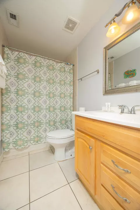 Bath - 23 Brigantine Ct, Saint Augustine, FL 32080 photo 1 of 3