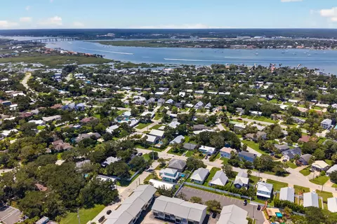 View/Area - 27 W White St, Saint Augustine, FL 32080 photo 6 of 12