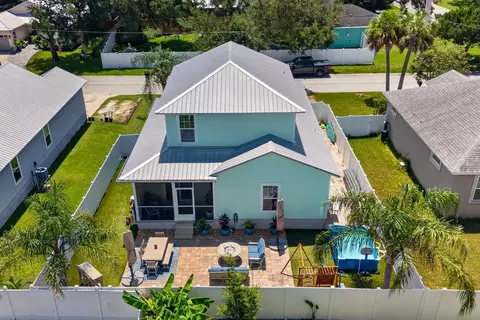 View/Area - 27 W White St, Saint Augustine, FL 32080 photo 7 of 12