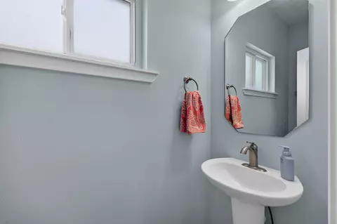 Bath - 27 W White St, Saint Augustine, FL 32080 photo 3 of 4